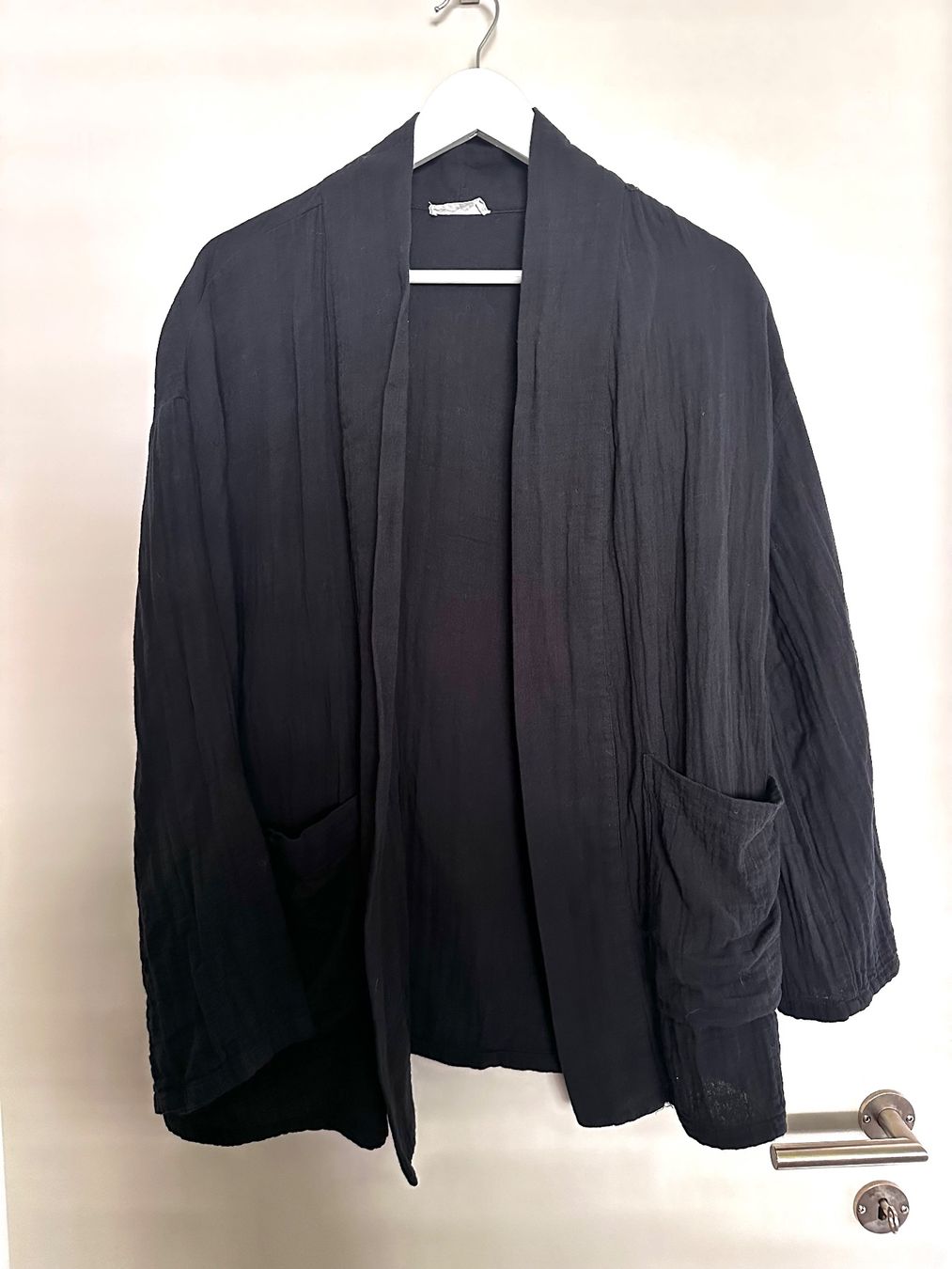 Mango Giacche: Schwarze Sommer Jacke / Kimono-Jacke von MANGO – Usato da Haldenstein venduto da enie123