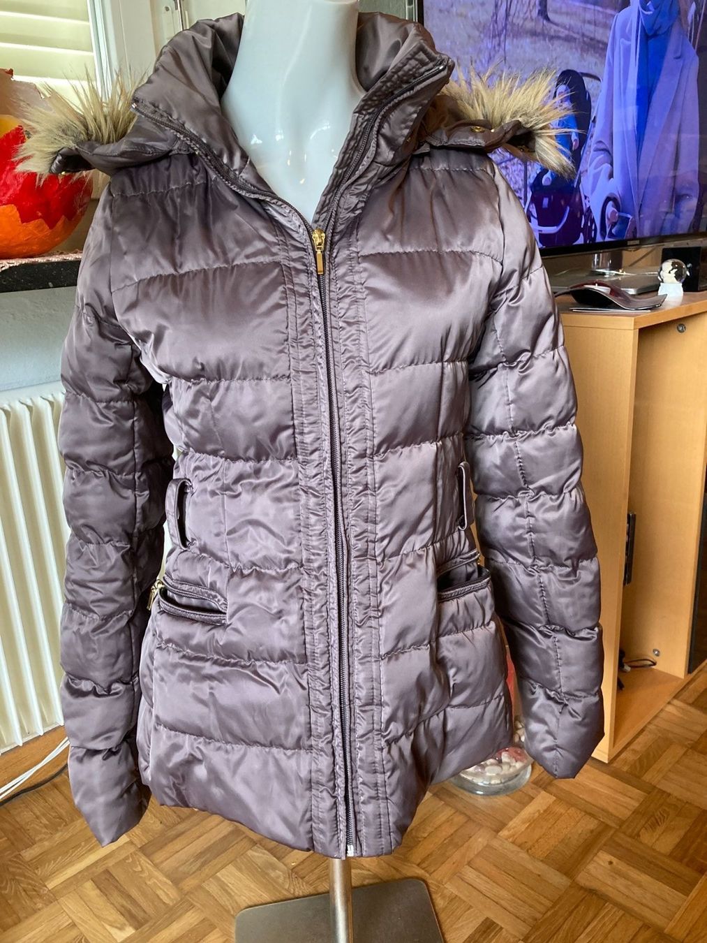 Zebra Jacken: Jacke – Gebraucht aus Balsthal von dasesaro