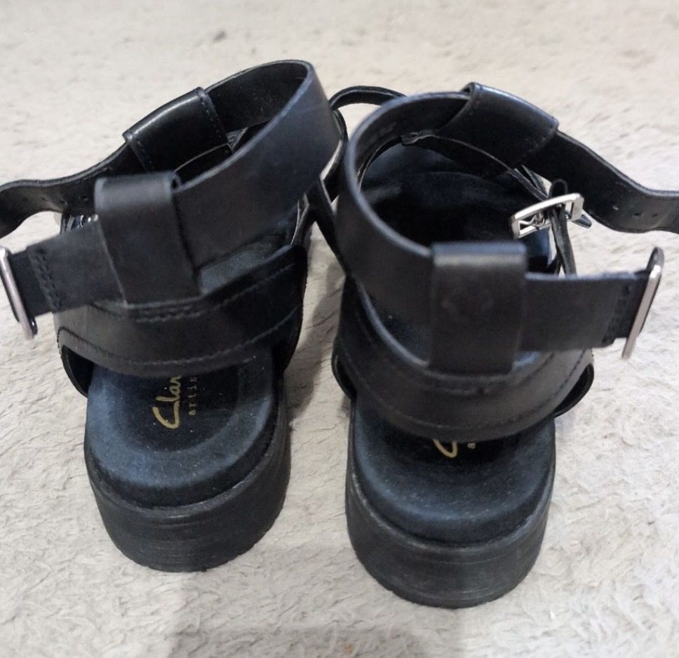 Clarks Scarpe da donna: Clarks Gr. 39.5 Leder schwarz – Usato da Rotkreuz venduto da zisii 3