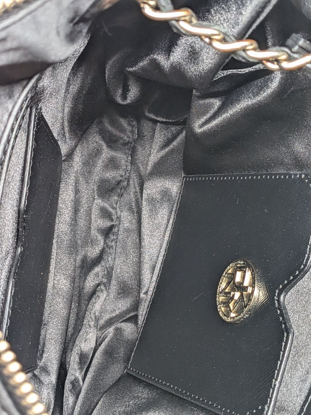 DKNY Borse da donna: DKNY Vintage Tasche schwarz – Usato da Emmen venduto da magelan 6