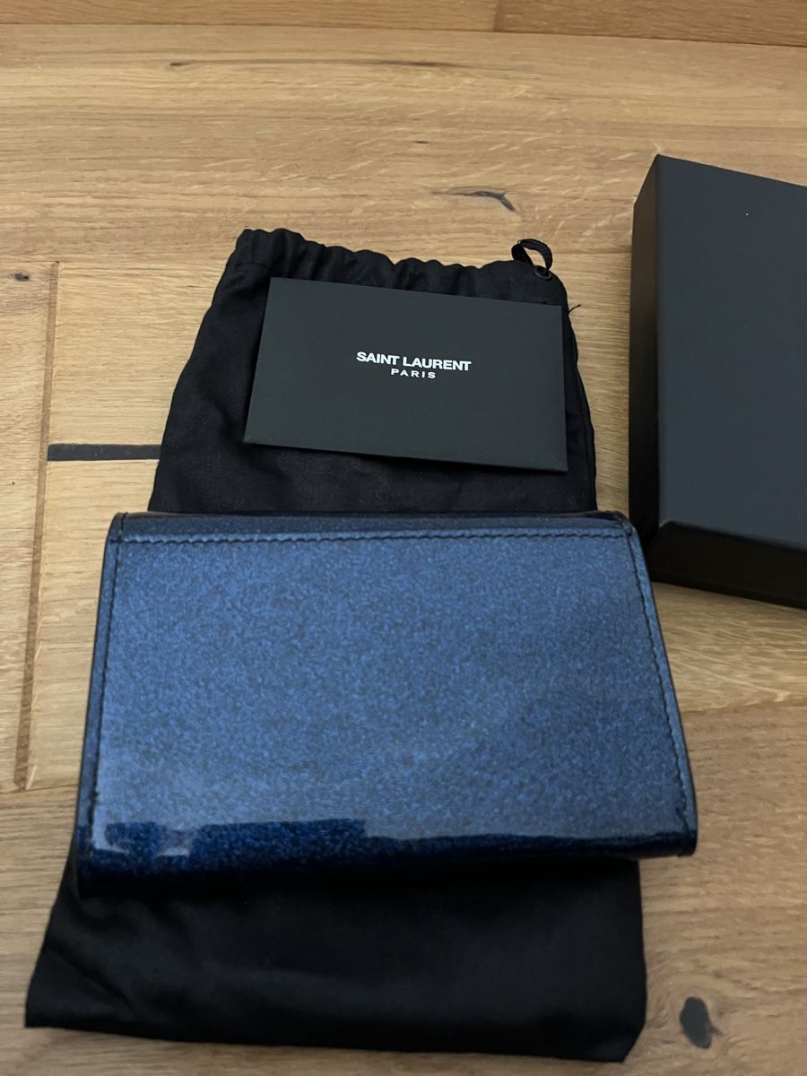 Saint Laurent Brieftaschen: YSL ✨Glitter Wallet Blue ✨NEW! – Neu und originalverpackt aus Windisch von bymarikaa 4