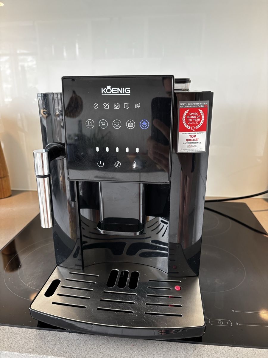 König Macchine per caffè & Macchine per espresso: Koenig Arte Nera Kaffevollautomat! – Usato da Füllinsdorf venduto da r8nils