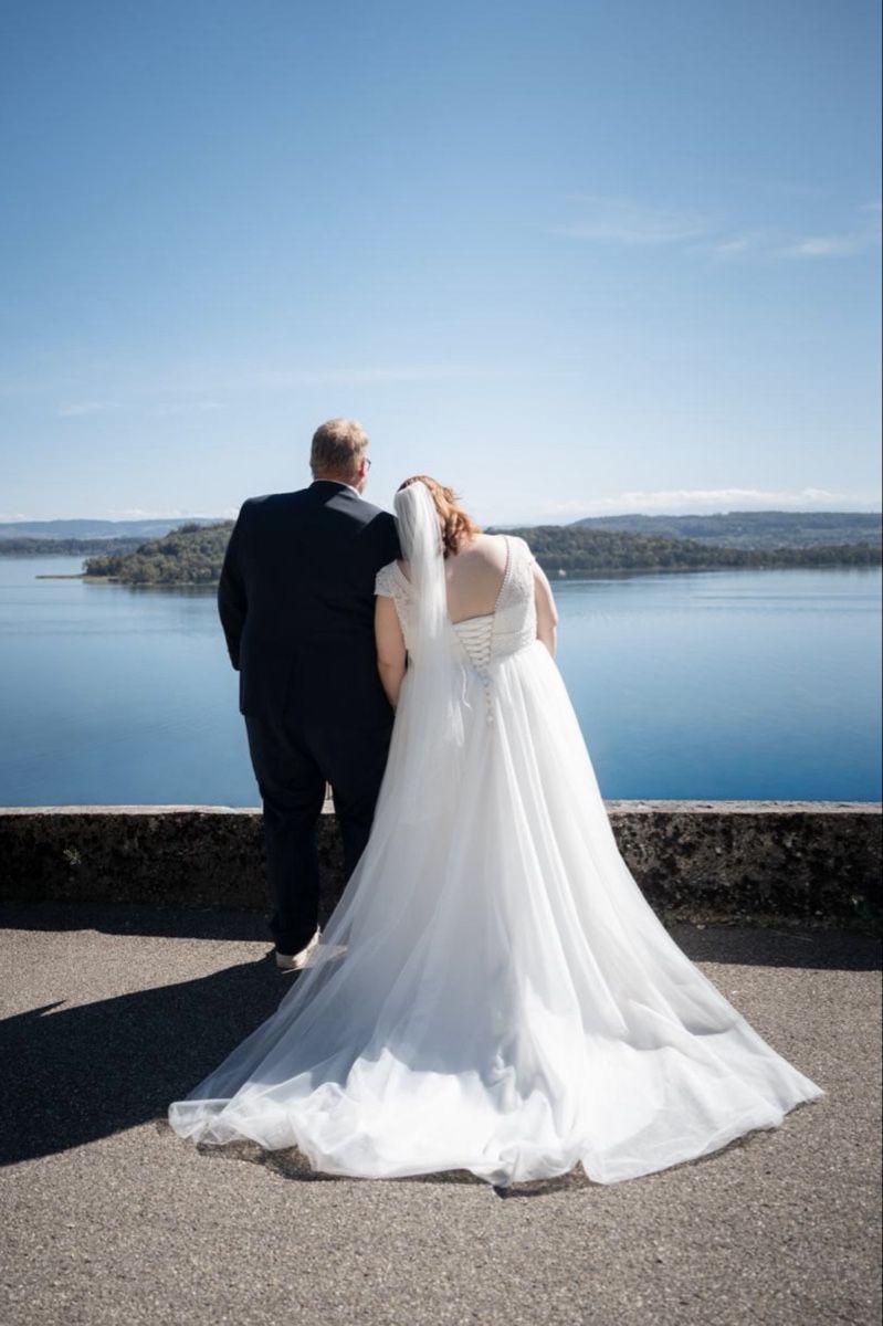 Vestiti: Hochzeitskleid / Brautkleid – Usato da Winikon venduto da nad_vj75 1