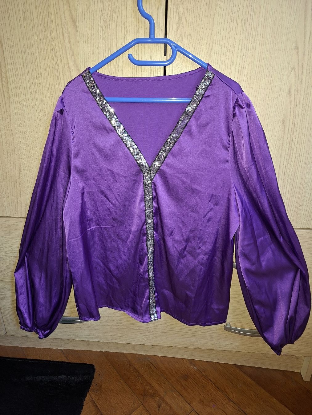 Camicette: Chemisier violet pailleté, taille M – Usato da Lausanne venduto da Cassandra11