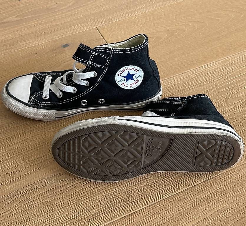 Scarpe da uomo: Converse All Star  Grösse 33 – Usato da Männedorf venduto da Brunei03 1