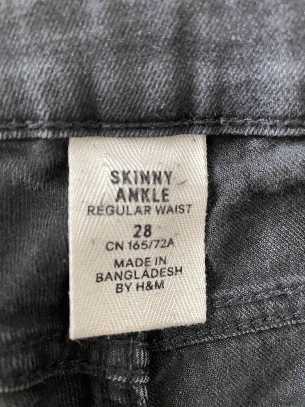 Pantaloni: Hose schwarz – Usato da Zürich venduto da silab69 4