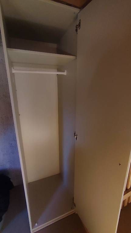 Schränke: Kleiderschrank Einzel tür IKEA – Gebraucht aus Zürich von aba_6b6j 1