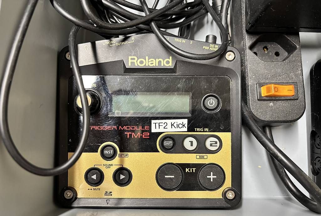 Musikinstrumente: 2 x Roland TM 2 mit RT Trigger – Gebraucht aus Immensee von Felmo66