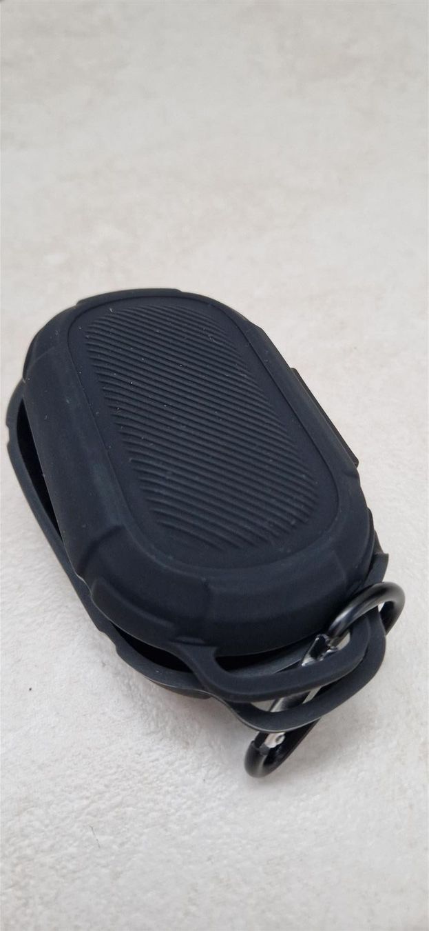 Cover & Protezioni schermo: Bose Quietconform Earbuds Tasche – Nuovo e nell'imballaggio originale da Villaz-st-Pierre venduto da BIstroide 1