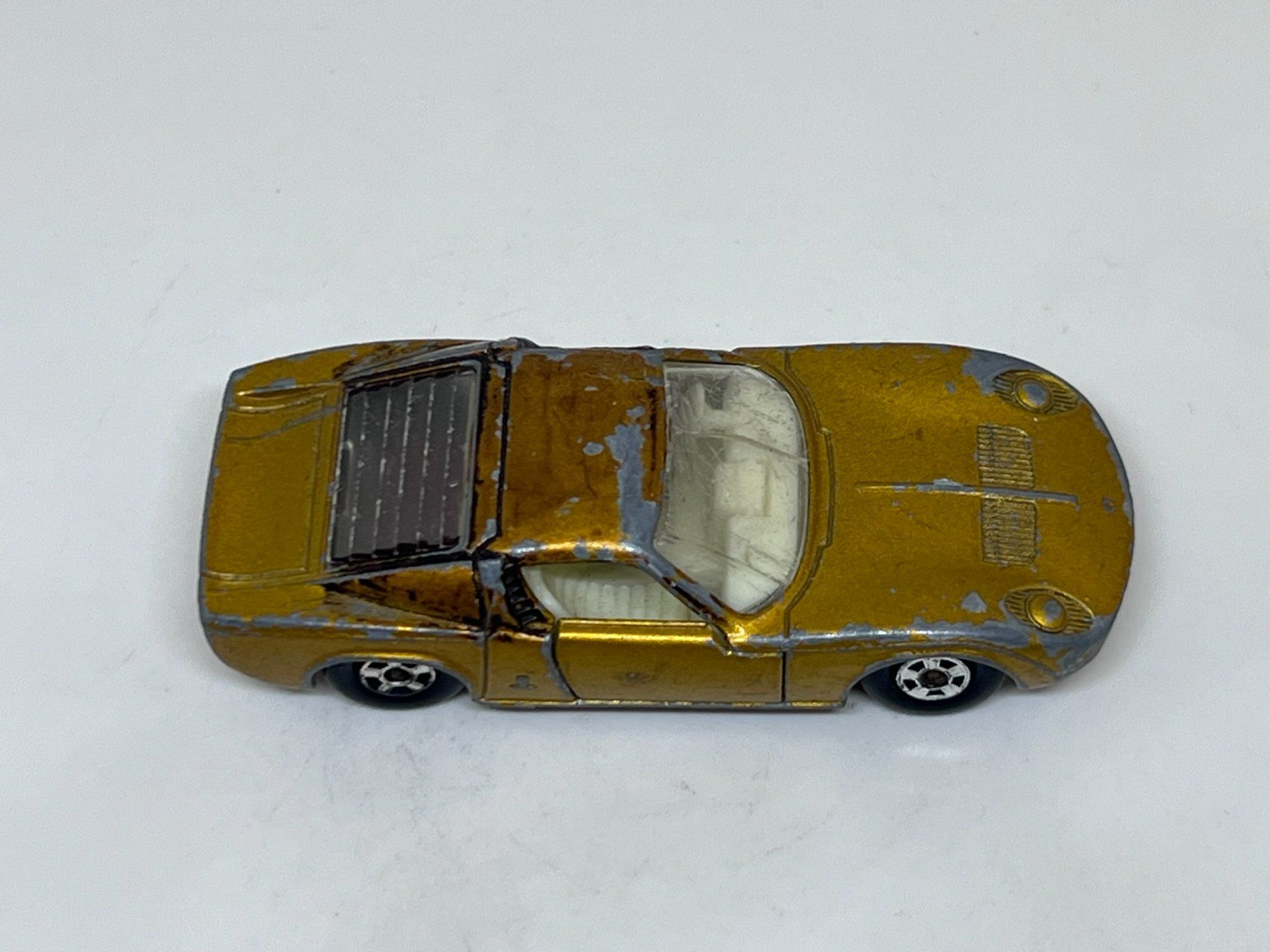 Matchbox Modellini d'auto: Matchbox Lamborghini Mura #582 – Usato da Wildegg venduto da LaaBoutique 1