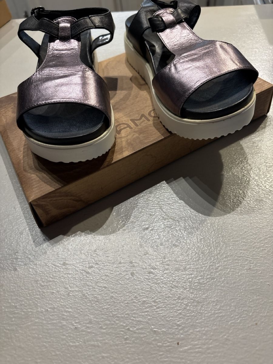 Scarpe da donna: Chaussures  – Usato da Uvrier venduto da lou_dhk8
