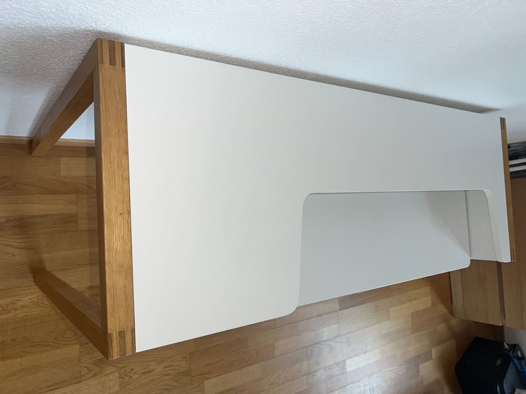 Schreibtische: Woodman Farringdon Schreibtisch – Gebraucht aus Ostermundigen von man_7dlv 2