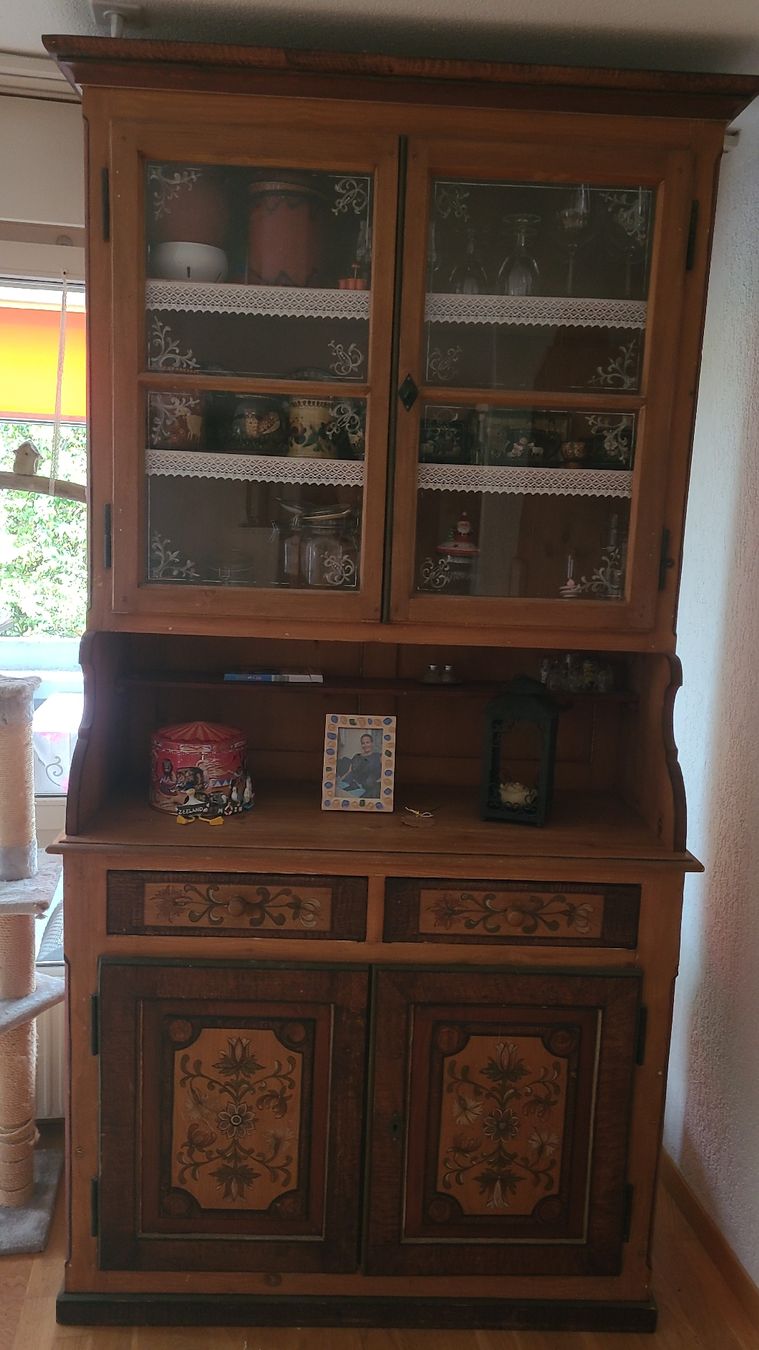 Büffets: Altes Buffet – Gebraucht aus Thun von mirjam1982