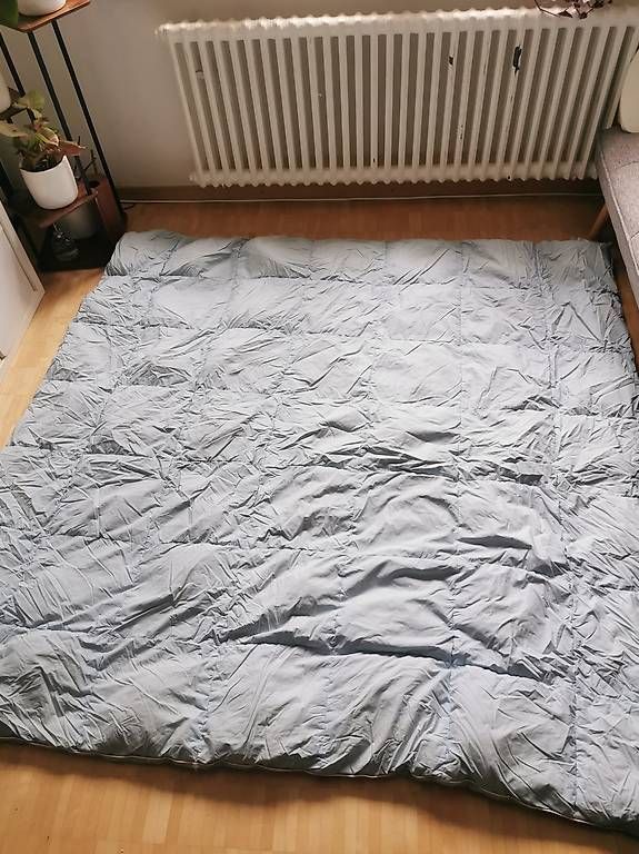 Coperte: Daunendecke 200×200 cm – Usato da Lenzburg venduto da kgei