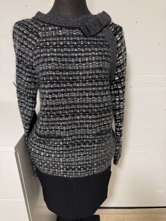 Chanel Pullover schwarz grau gemustert Grösse 36
