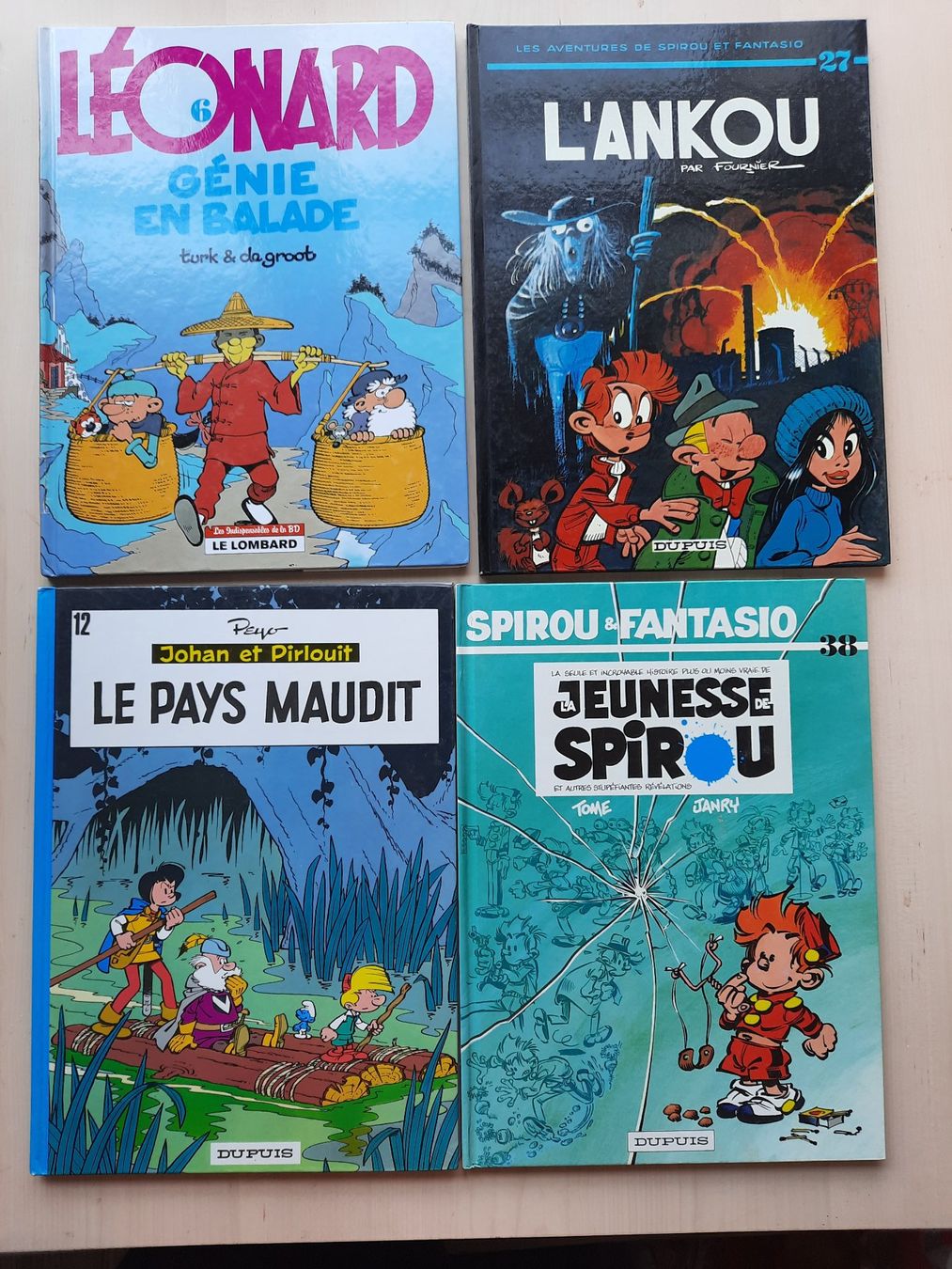Fumetti: BD diverses  Spirou -  Alix -  Johan et Pirlouit etc... – Usato da Montreux venduto da princessemalabar 1