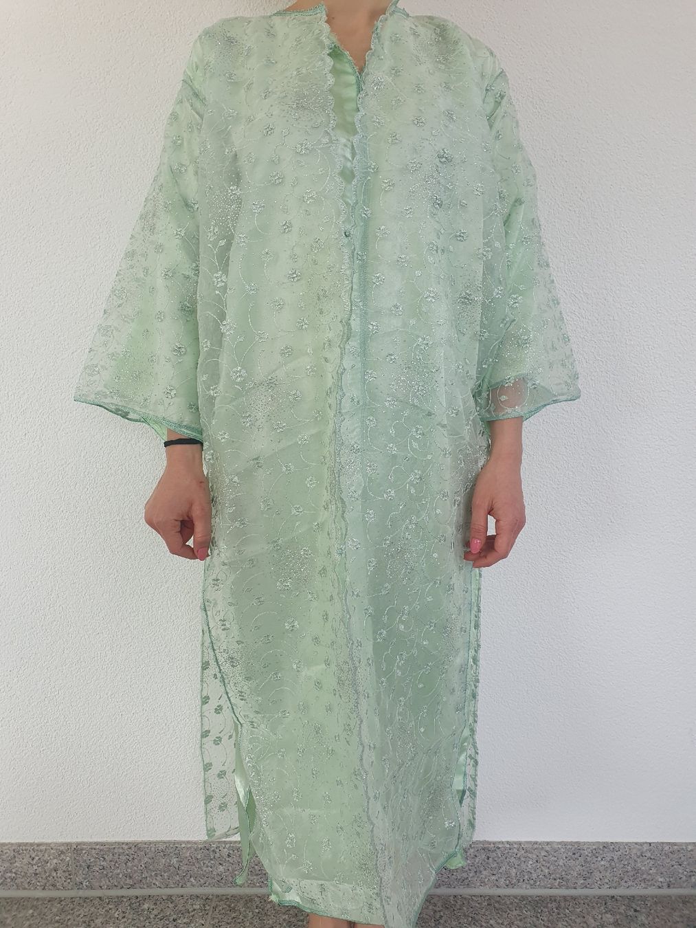 Vestiti: Indisches Kleid – Usato da Moosseedorf venduto da Sonnenschein..