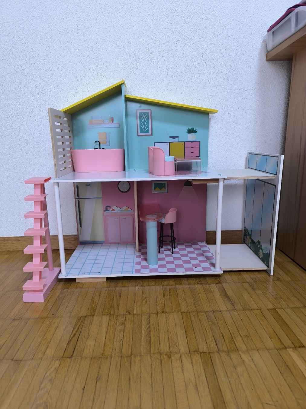 Maisons & Meubles de poupées: Puppenhaus – D'occasion à Haag (Rheintal) par _AdO_ 2