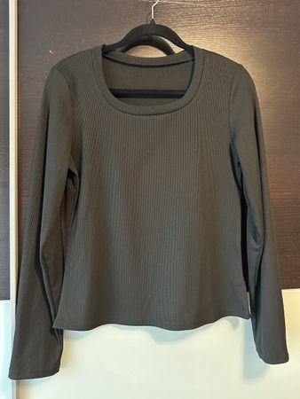 Damen Langarmshirt gerippt schwarz guter Zustand