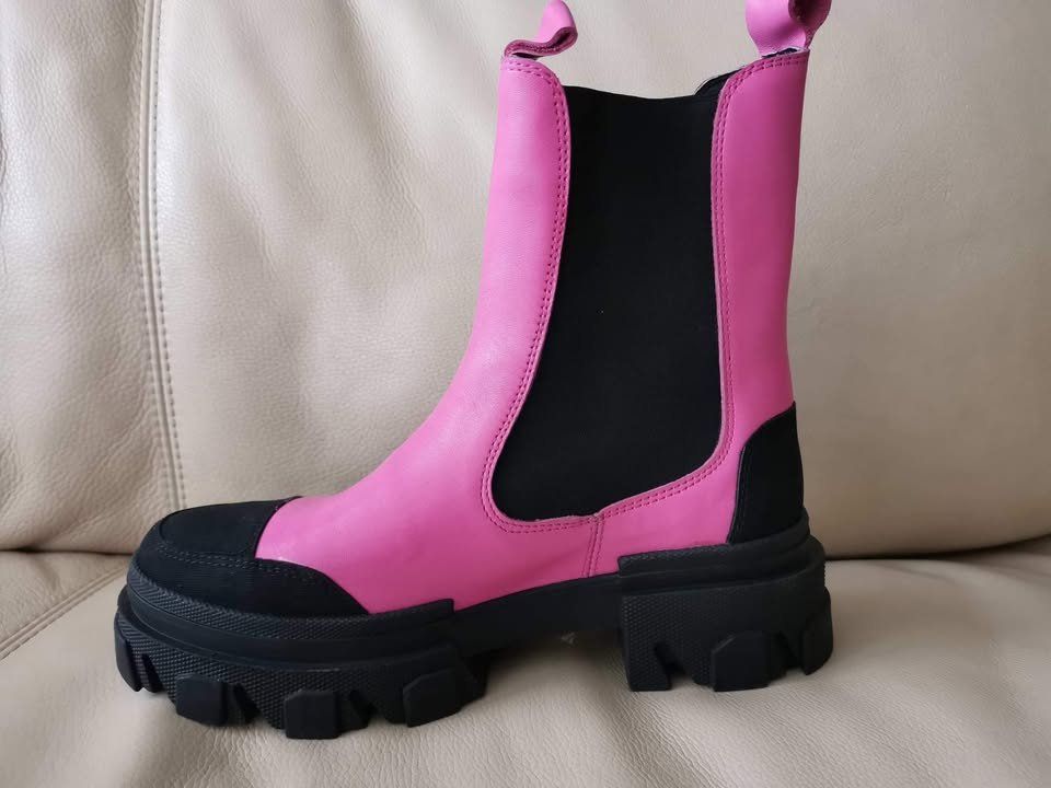 Scarpe da donna: Stiefel neu, Gr. 38 – Nuovo (secondo la descrizione) da Stäfa venduto da Pinky777 4