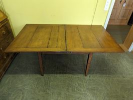Biedermeier Nussbaum Esstisch