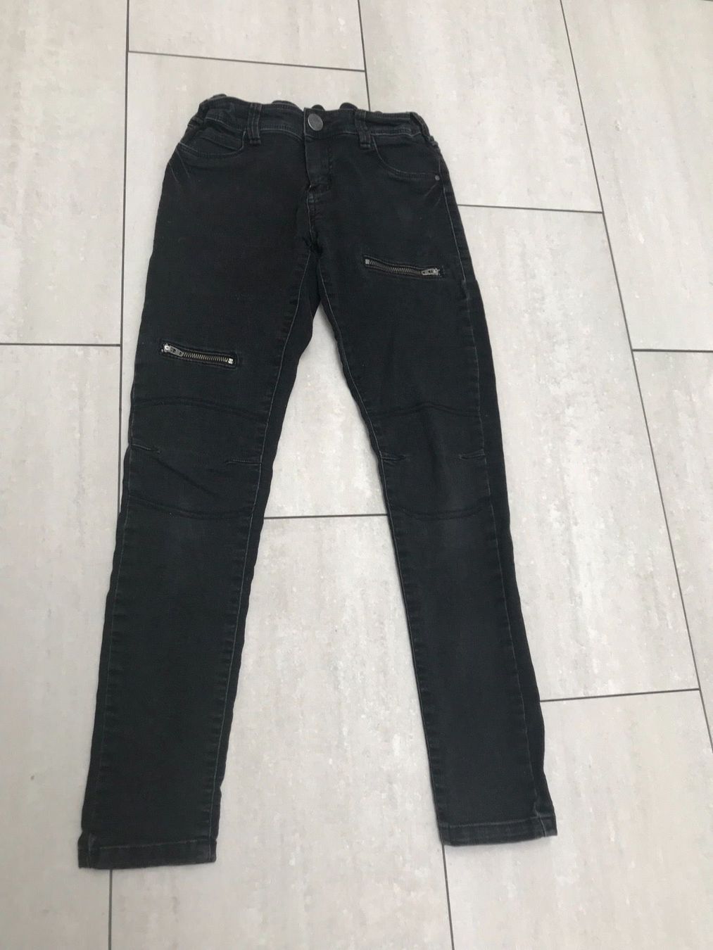 Hosen: Jeans Hose schwarz Gr.152 – Gebraucht aus Wädenswil von JJ15