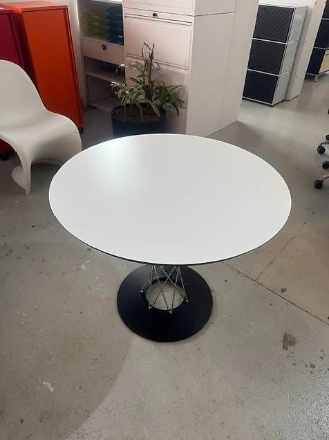 Vitra Tables: Vitra Dining Table, Isamu Noguchi – D'occasion à Zollikofen par OberliAG 1