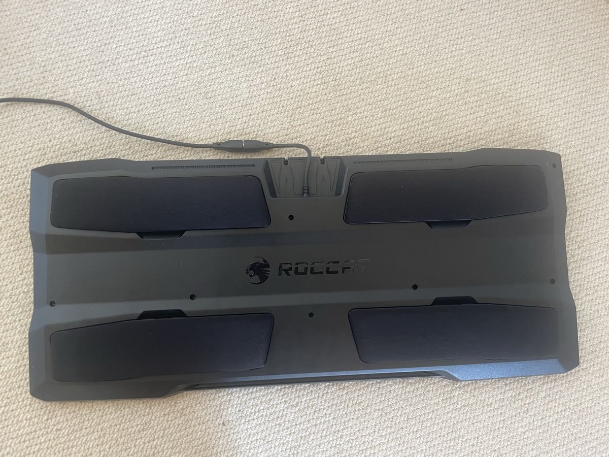 Roccat Claviers: Roccar Gaming Tastatur – D'occasion à Rorschacherberg par Hitomi 2