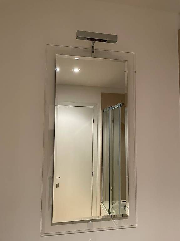 Armadietti a specchio: specchio bagno con luce – Usato da Mendrisio venduto da mar_ws8b 1