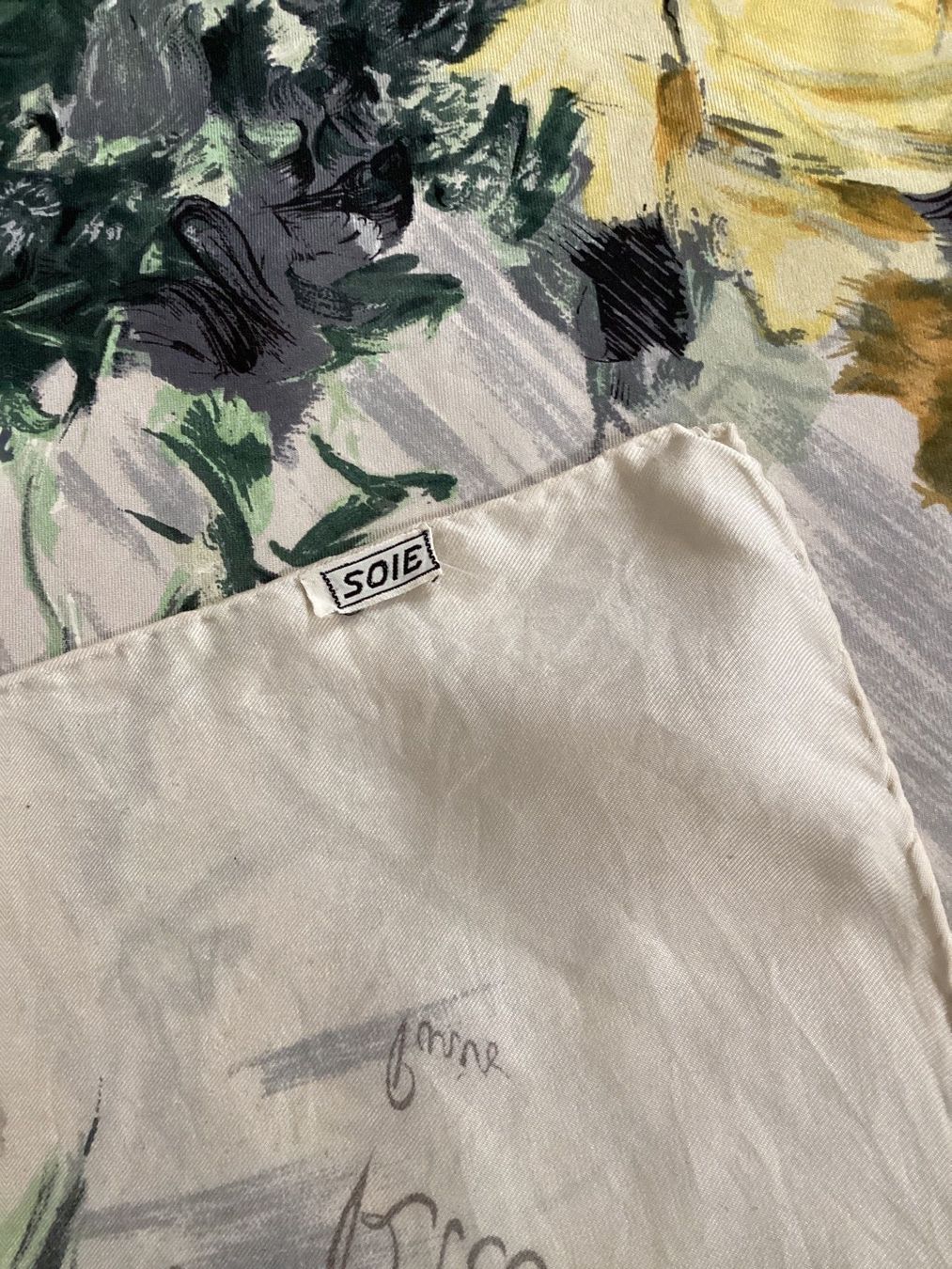 Nina Ricci Foulard & Sciarpe: Nina Ricci, Seidenfoulard – Usato da Salenstein venduto da Esprit57 4