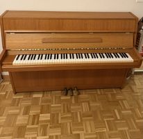 Klavier von Yamaha (Musik Hug Zürich)