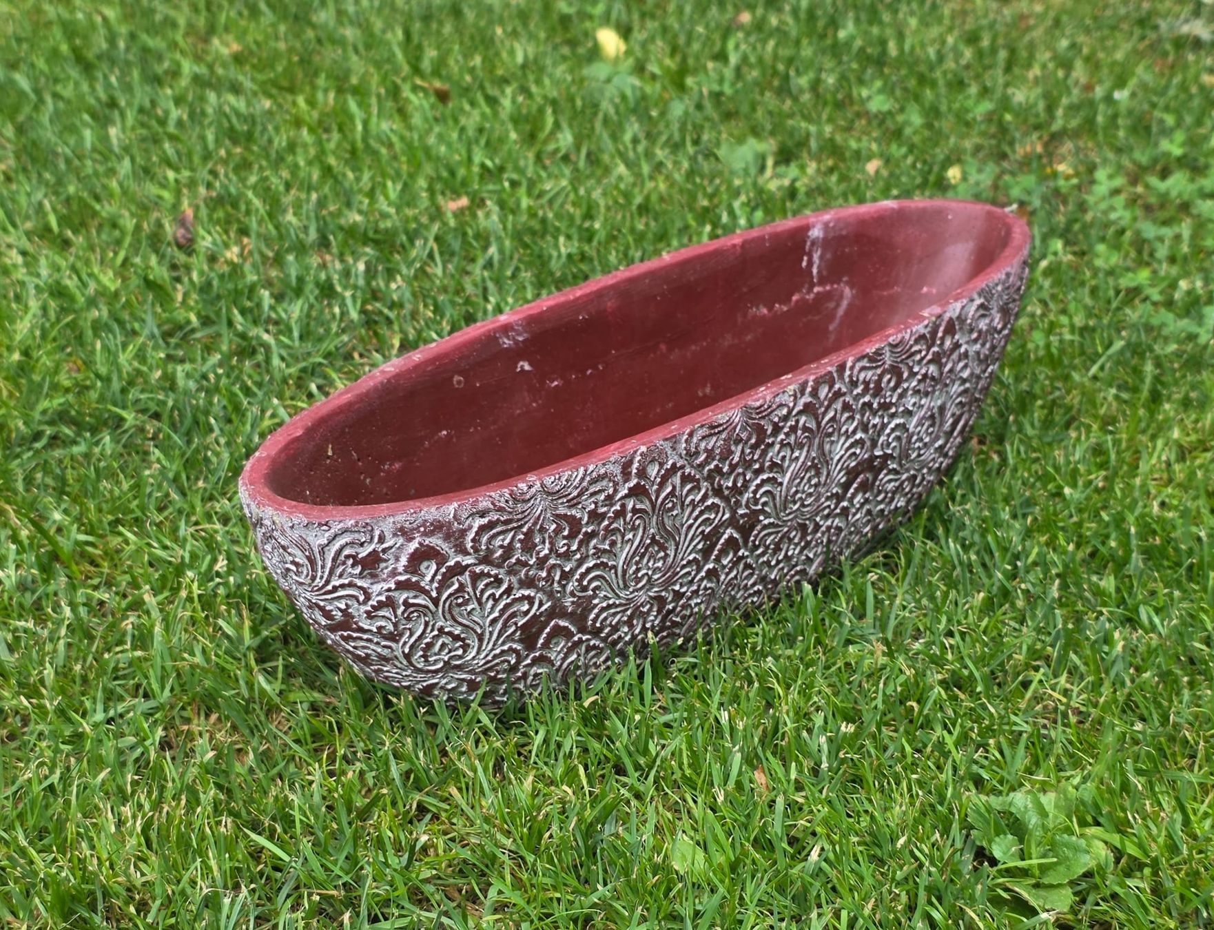 Vase & Récipients: Schöne Blumenvase oval rot mit Muster  – D'occasion à Rheinsulz par Dred 1
