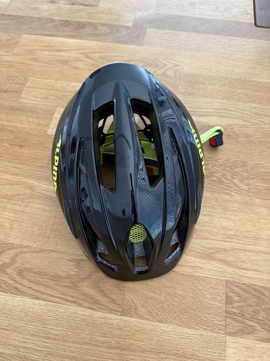 Alpina Casques: Kinderhelm, Grösse 50-55CM, NEU – Neuf (Voir description) à Himmelried par Truzzas