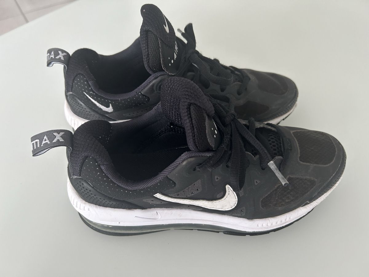 Scarpe per ragazzi: Chaussure NIKE Airmax – Usato da Boncourt venduto da fcb2005 2