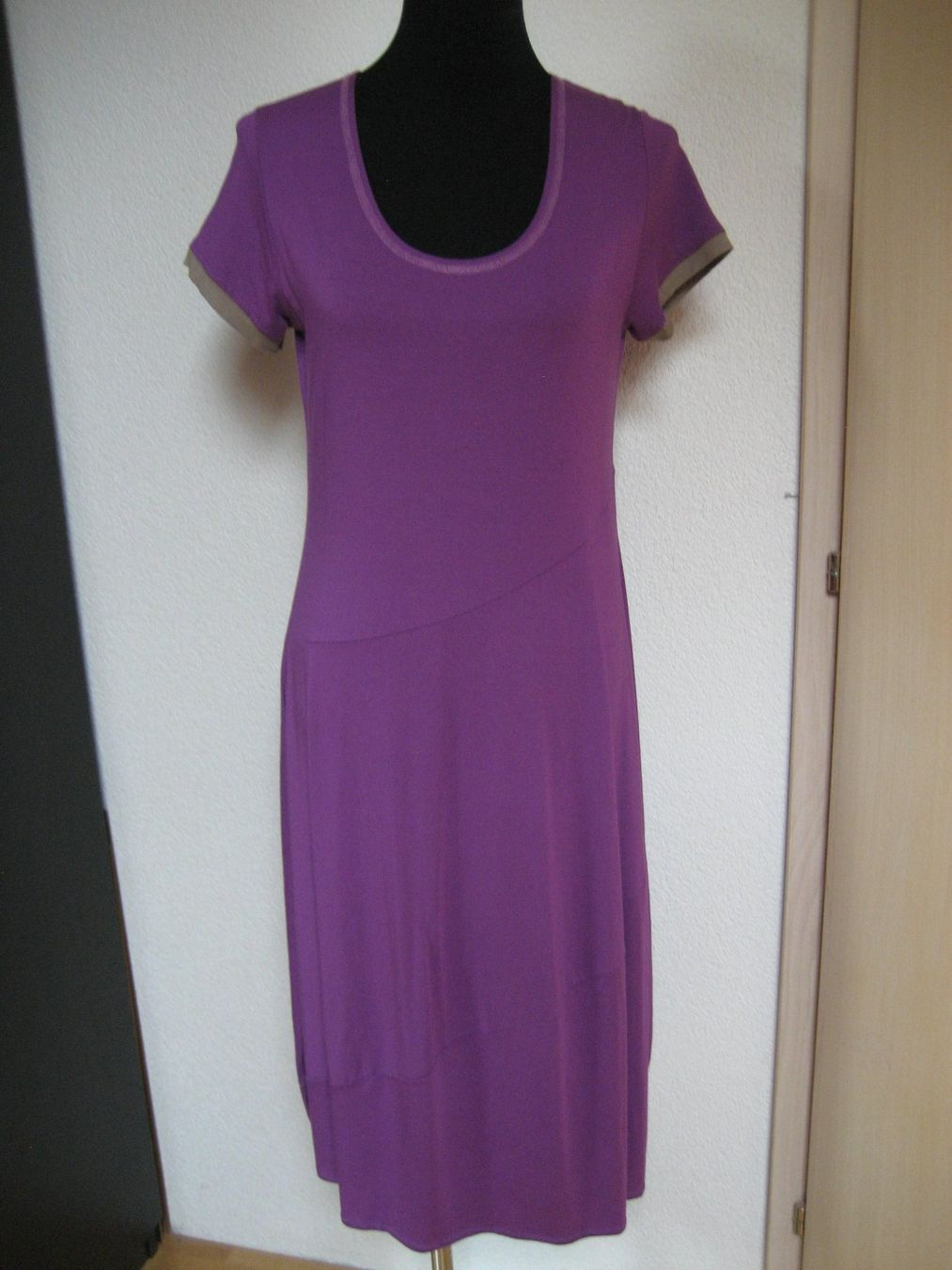 Kleider: Robe stretch Peter Luft taille 38 neuve – Neu und originalverpackt aus Delémont von marryb