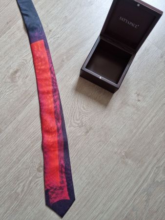 Designer neck tie