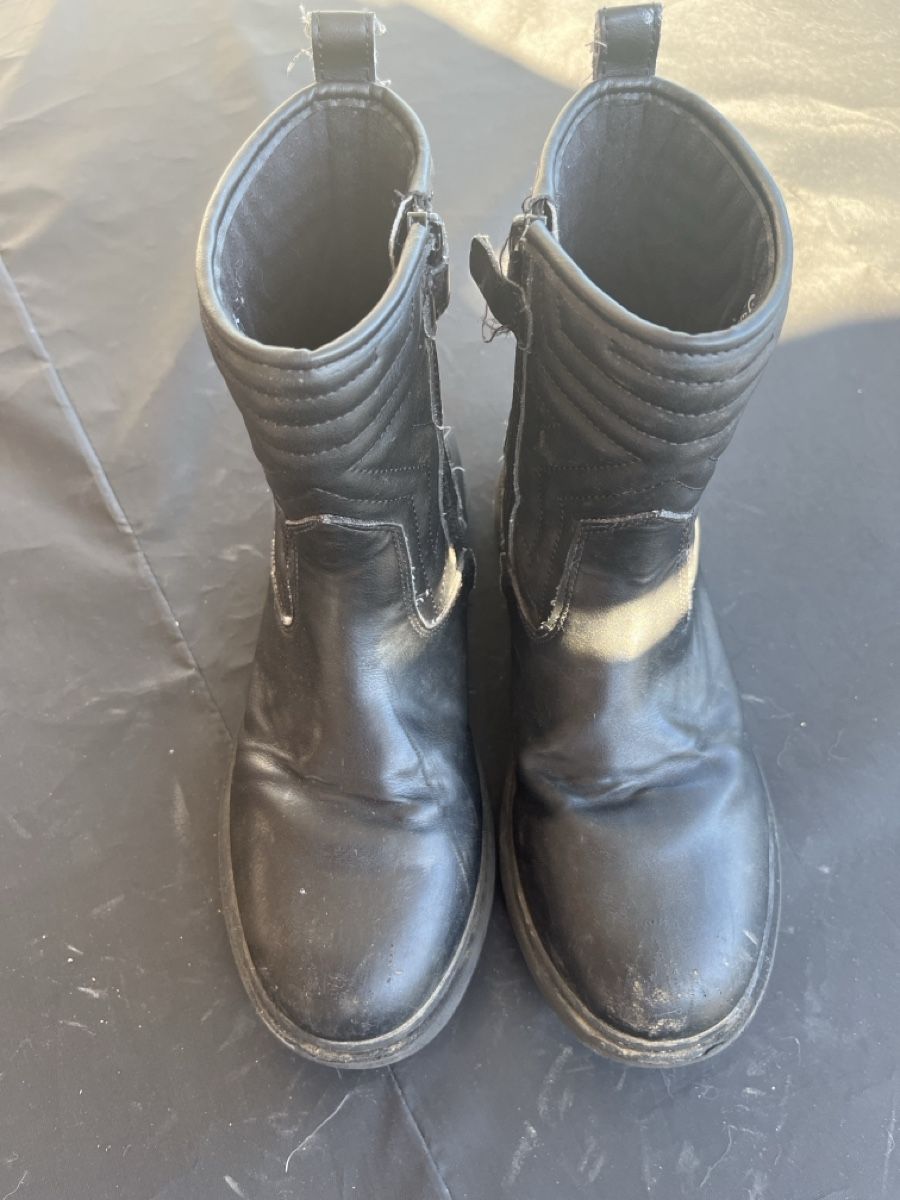 Geox Scarpe per ragazze: GEOX Lederstiefel Gr. 35 – Usato da Brütten venduto da Aerox82 1