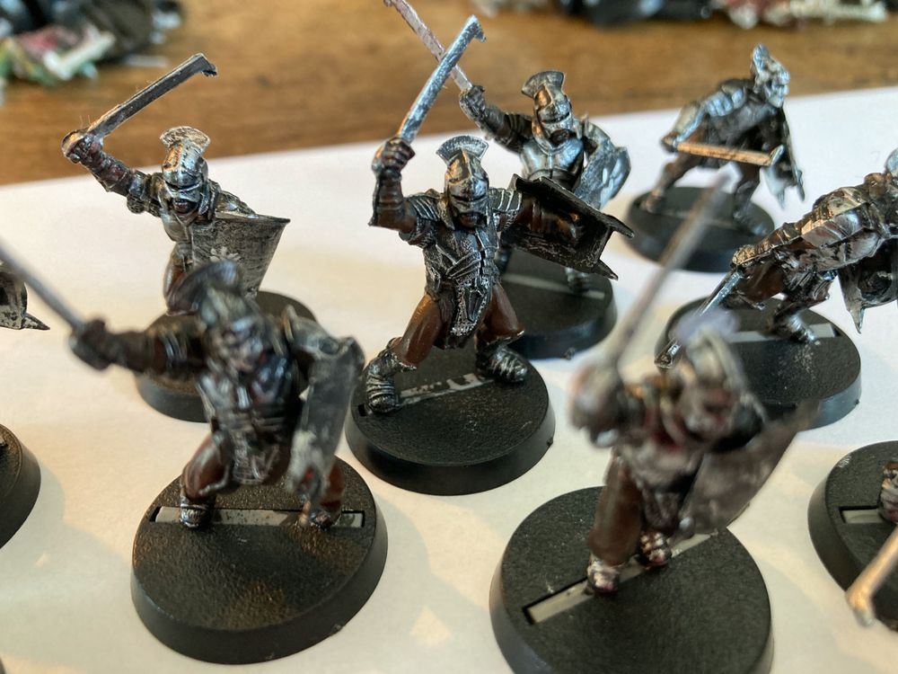Lord Of The Rings miniatures Warhammer Uruk Hai warriors (Gebraucht) in ...