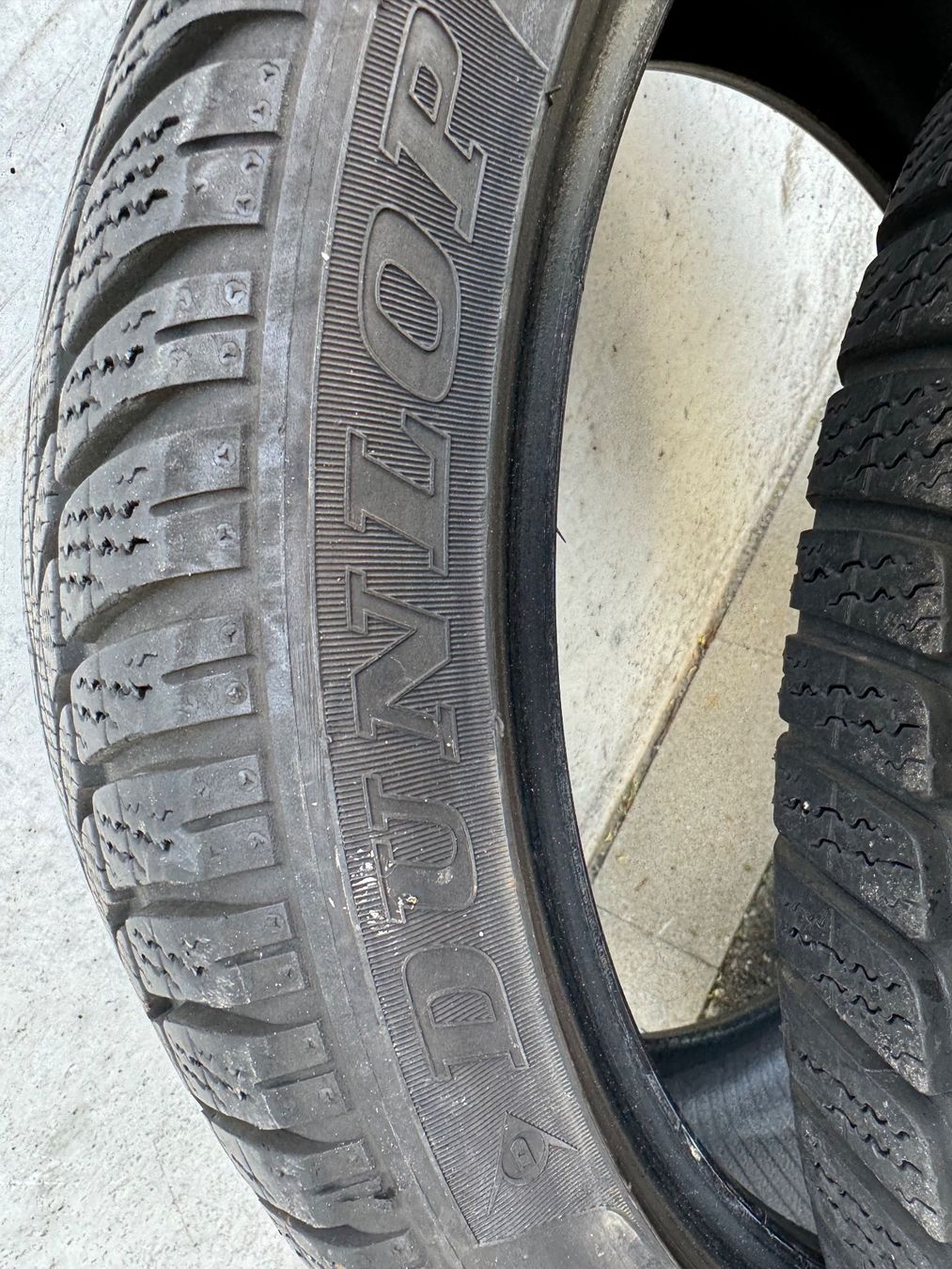 Dunlop Pneus & Kompletträder: Reifen – Gebraucht aus Chur von Rossboden-Garage 2