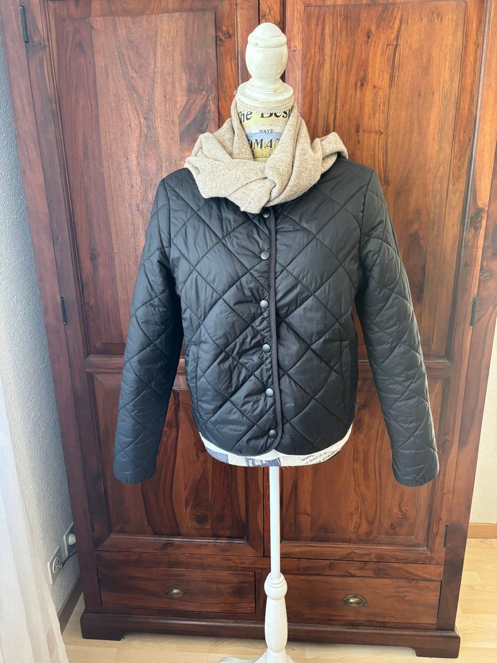 Giacche: Pufferjacke neuwertig – Nuovo (secondo la descrizione) da Merishausen venduto da yourdream