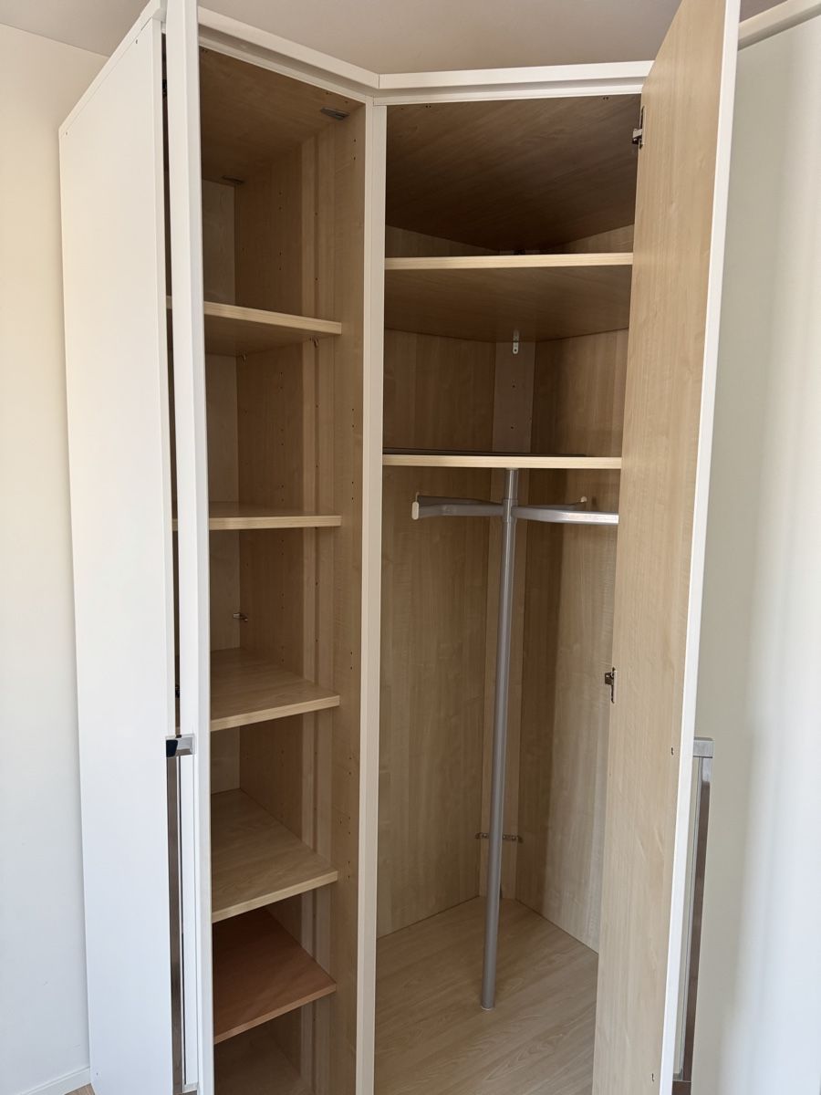 Armadi: Eck-Kleiderschrank – Nuovo (secondo la descrizione) da Gossau ZH venduto da Inineth 4