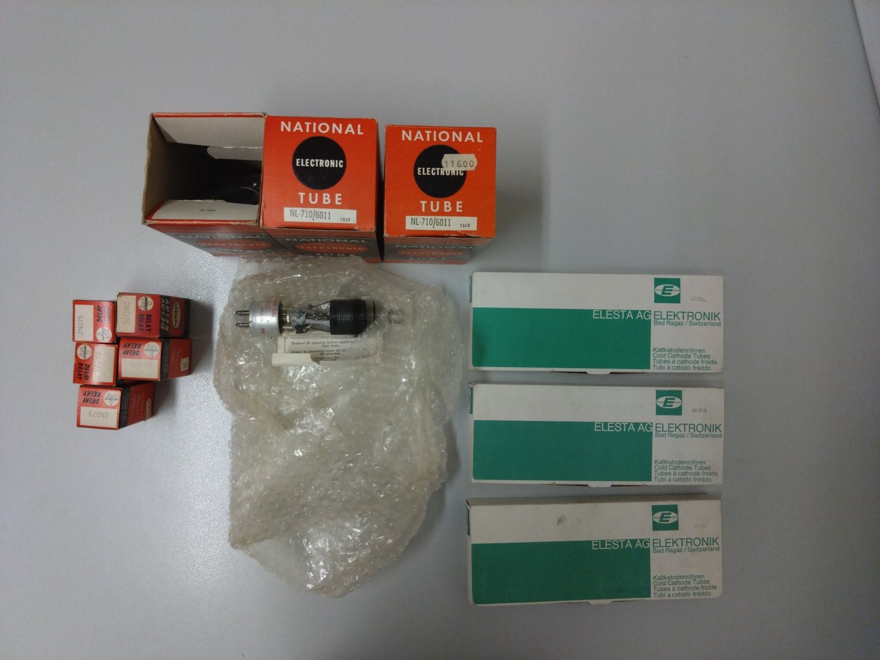 Elektronikbauteile: Elektronenröhren / Vacuum tube – Gebraucht aus Nuglar von SwissJukebox