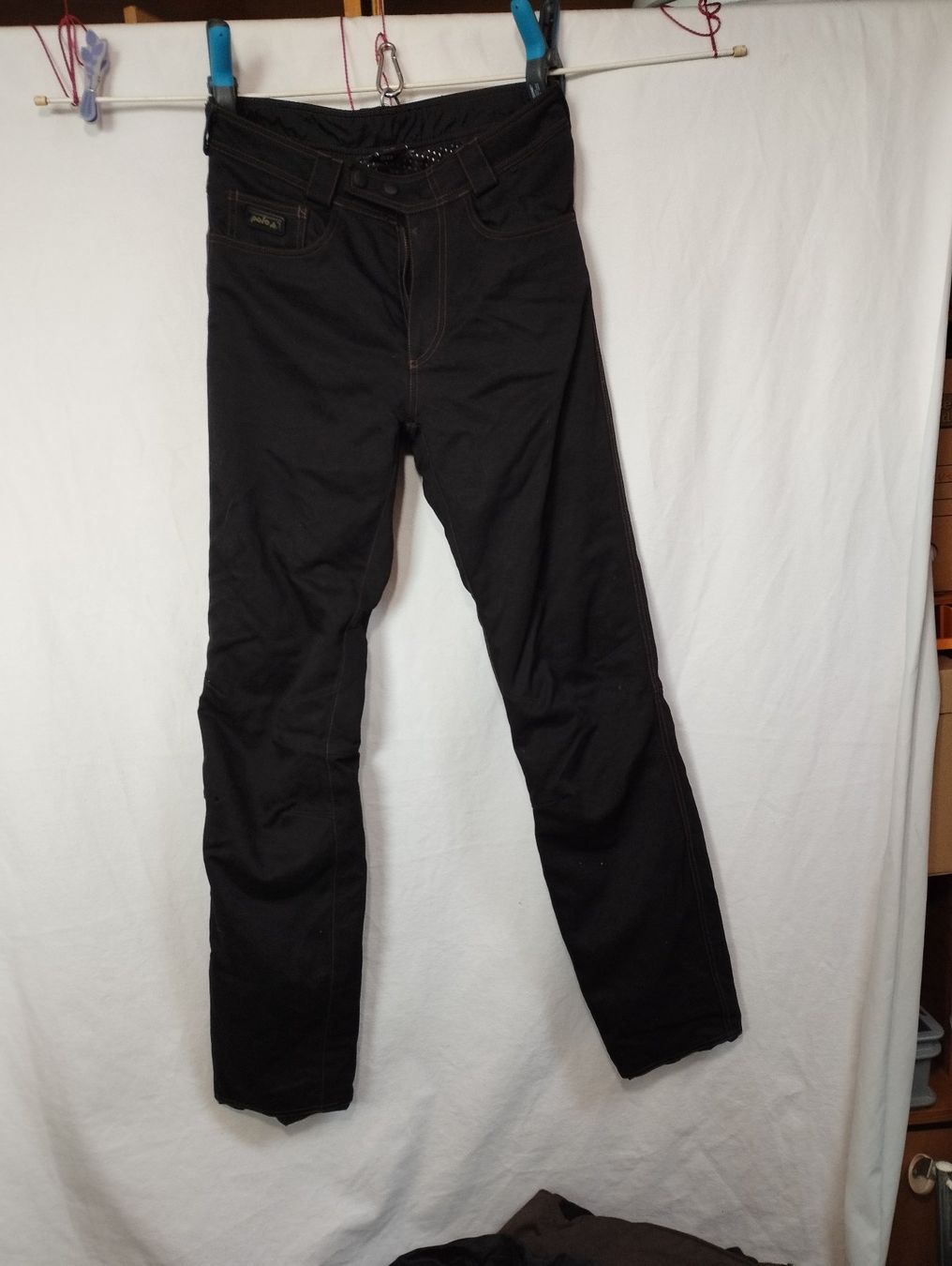 Pantaloni: Polo Motojeans 46 W30 – Usato da Oberwil BL venduto da suaku