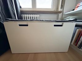  Stauraum und Schubladen