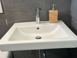 Lavabo Villeroy & Boch inkl. Armatur Hans Grohe