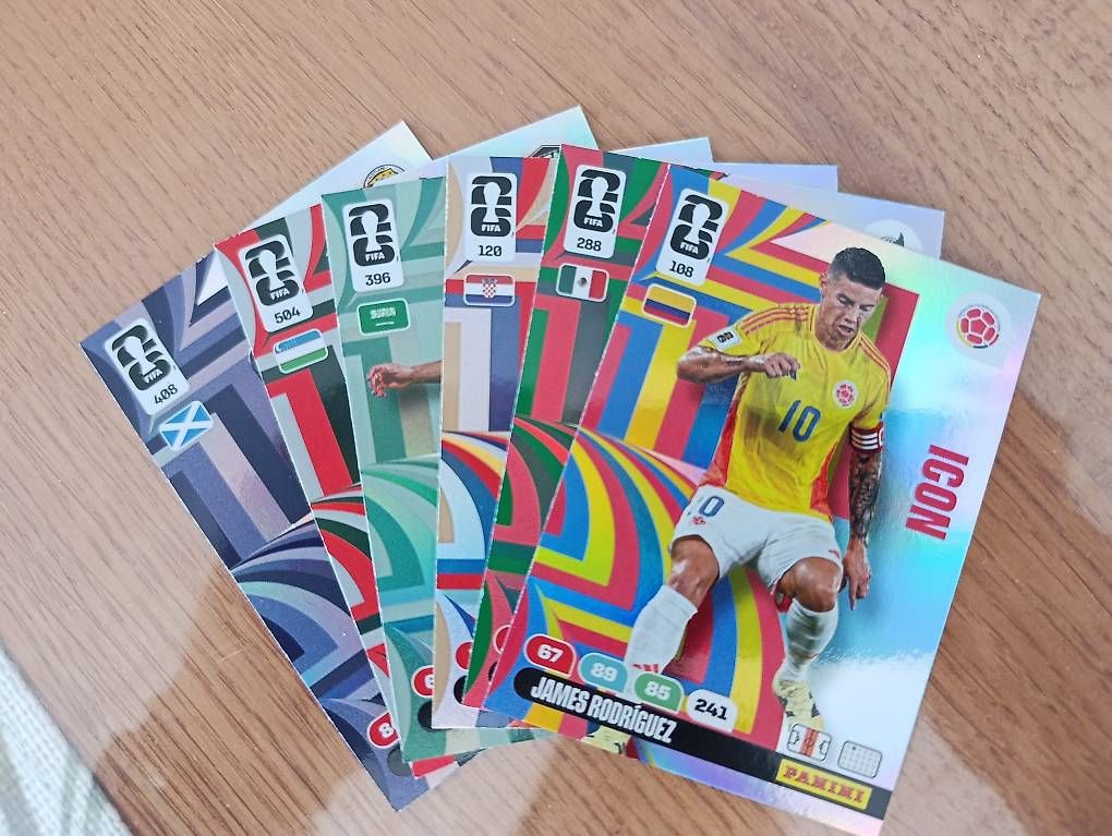 Carte collezionabili: Panini Trading Cards Adrenalyn XL  – Usato da Lyss venduto da Soncor 2