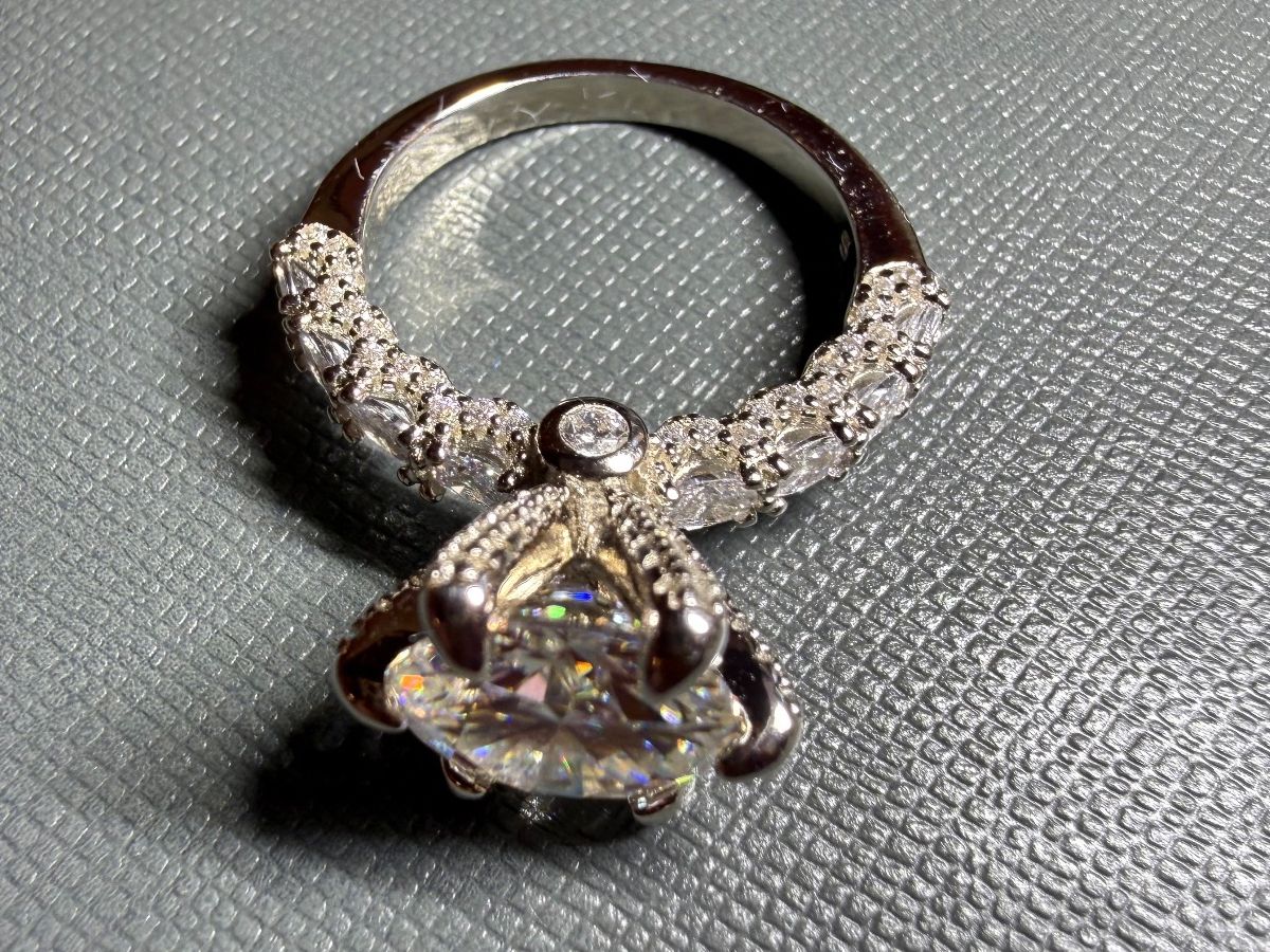 Anelli: Bague Moissanite d’Exception – Nuovo e nell'imballaggio originale da St-Maurice venduto da Sandrinette123 6