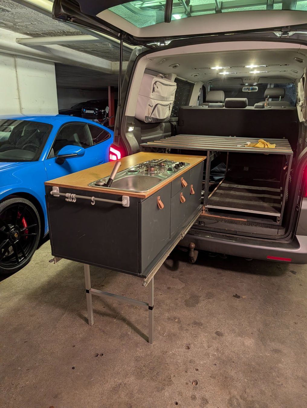 VW Alle Ersatzteile: VW T5/T6 Einbau, Camping, Küche+Bett – Gebraucht aus Zürich von izz_y5d5 4