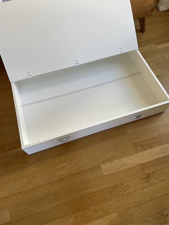 Transportkisten: Bettschublade mit Deckel – Gebraucht aus Basel von Yaggel 1