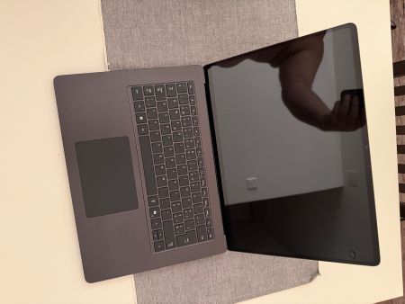 Surface Laptop Copilot +PC 15 Zoll